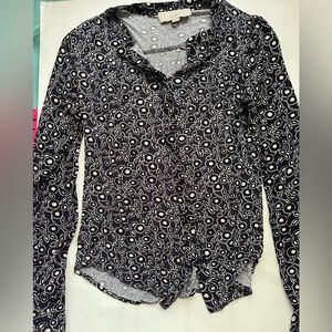 Loft xs black and white flower design long sleeve